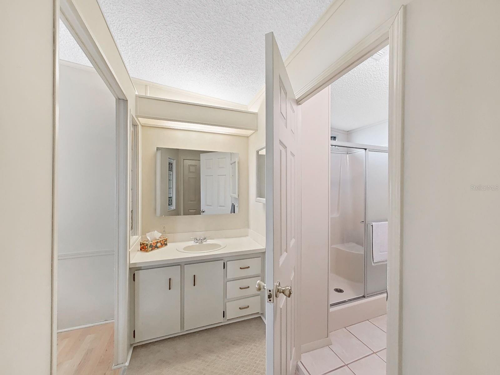 FOXWOOD LAKE ESTATES - Residential