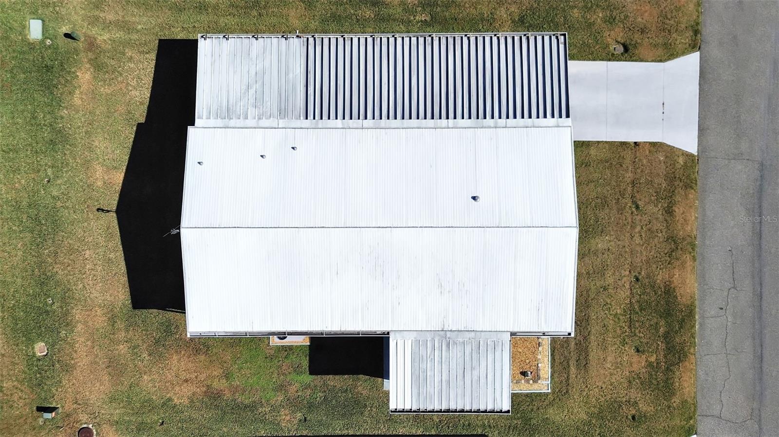 1723 SHERWOOD HILL DR