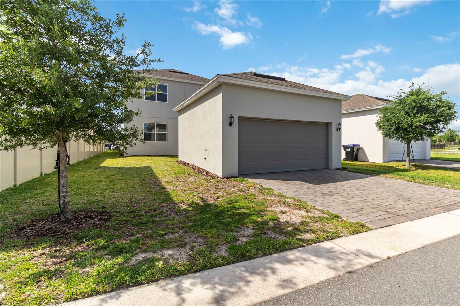 LAKESIDE AT HAMLIN - Residential