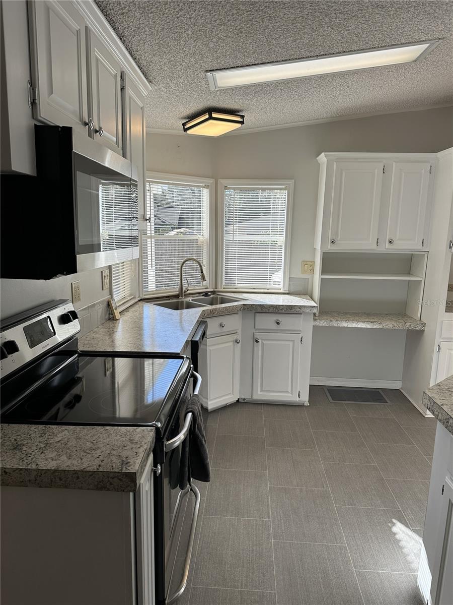 LAKE VIEW HEIGHTS - Residential