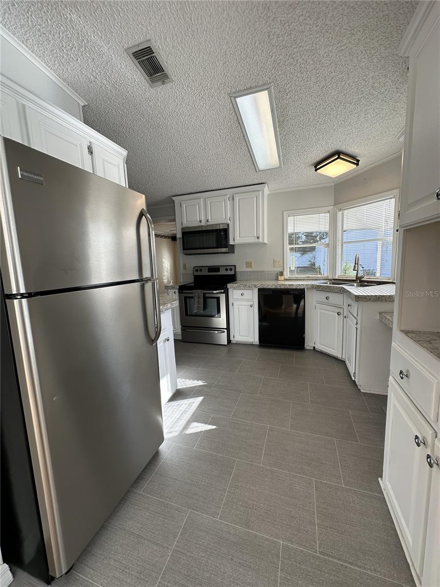 LAKE VIEW HEIGHTS - Residential