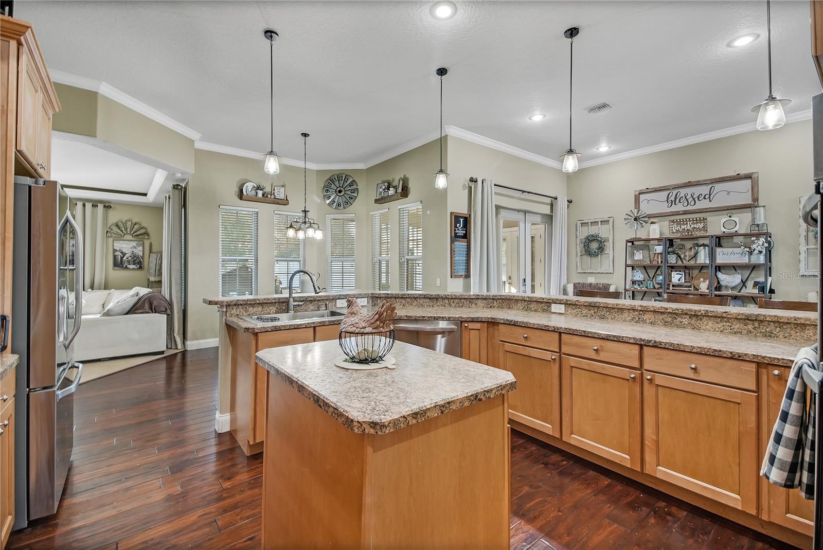 LAKE MYRTLE BREEZES - Residential