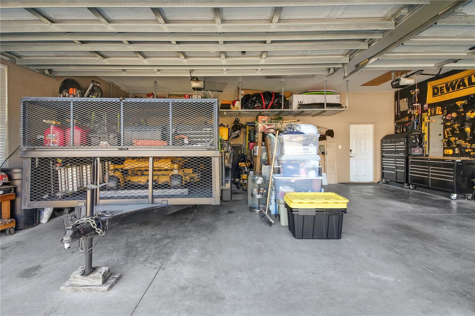 LAKE MYRTLE BREEZES - Residential