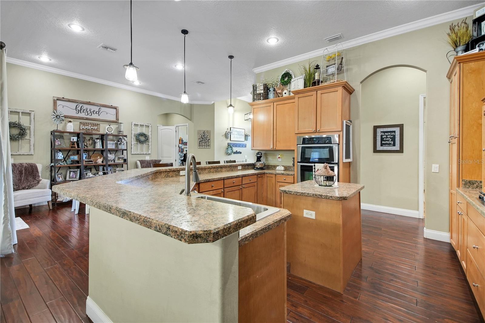 LAKE MYRTLE BREEZES - Residential