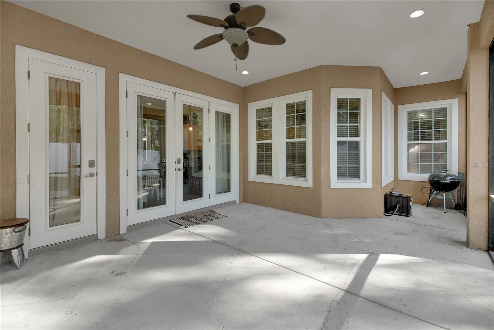 LAKE MYRTLE BREEZES - Residential