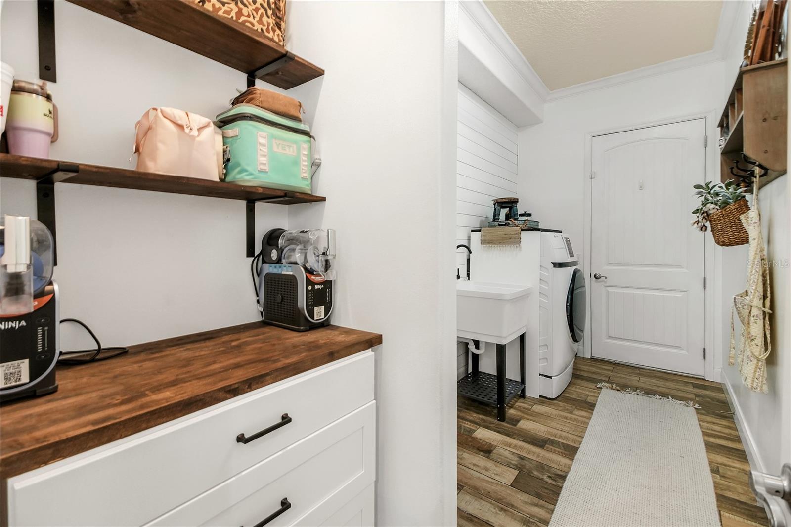 LAKE MYRTLE BREEZES - Residential