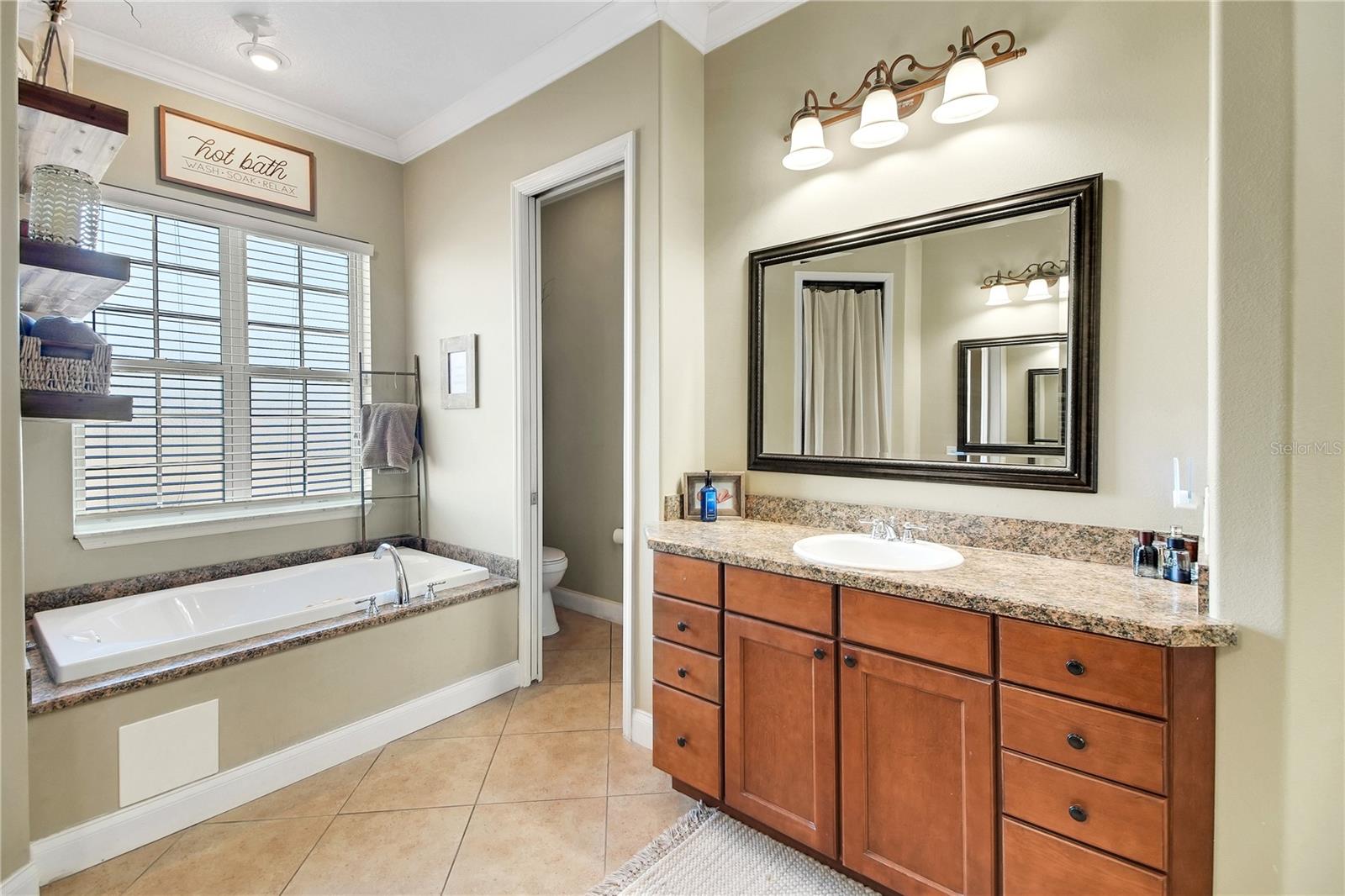 LAKE MYRTLE BREEZES - Residential