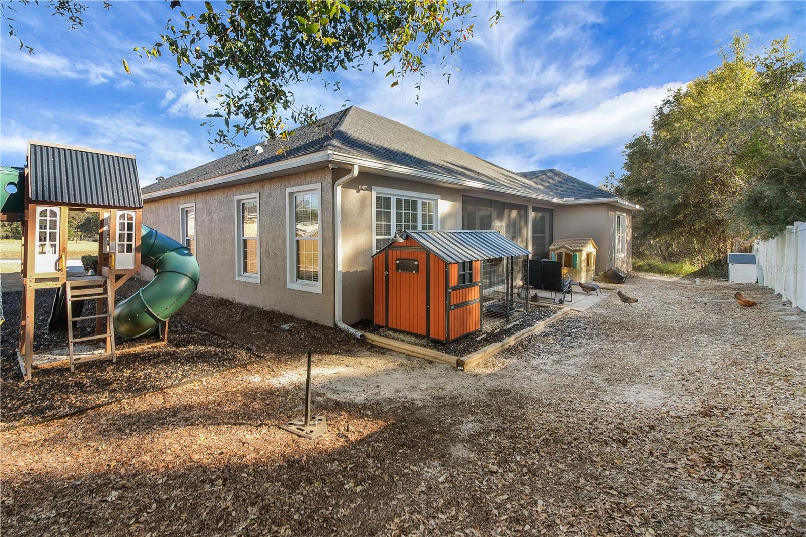 LAKE MYRTLE BREEZES - Residential