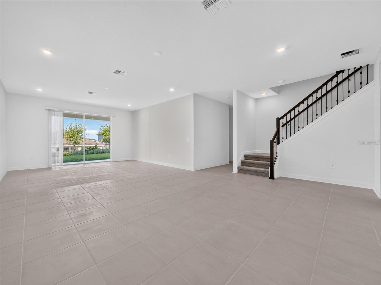 1283 DORA PARC LANE