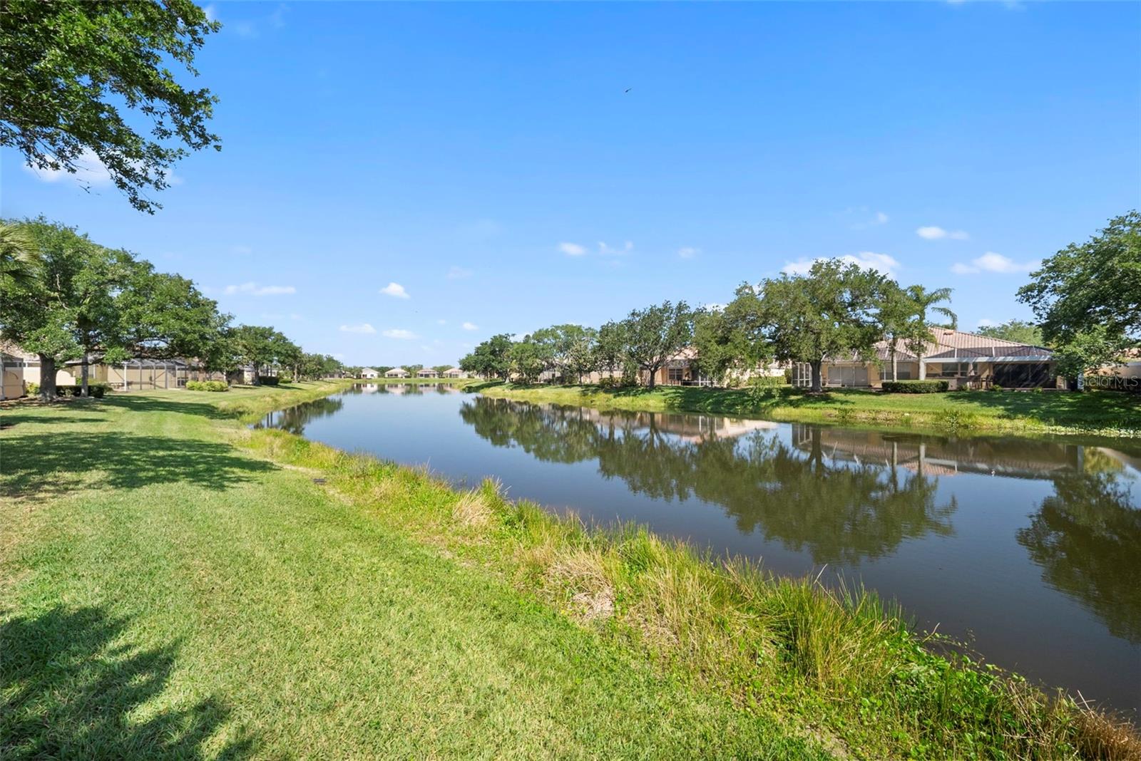 VILLAGEWALK - Residential