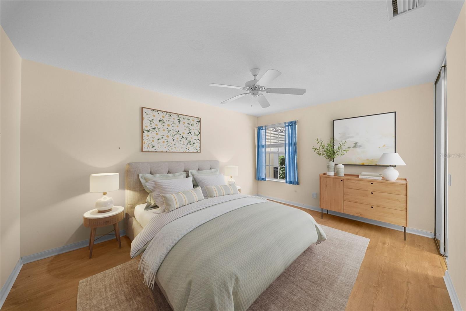 VILLAGEWALK - Residential