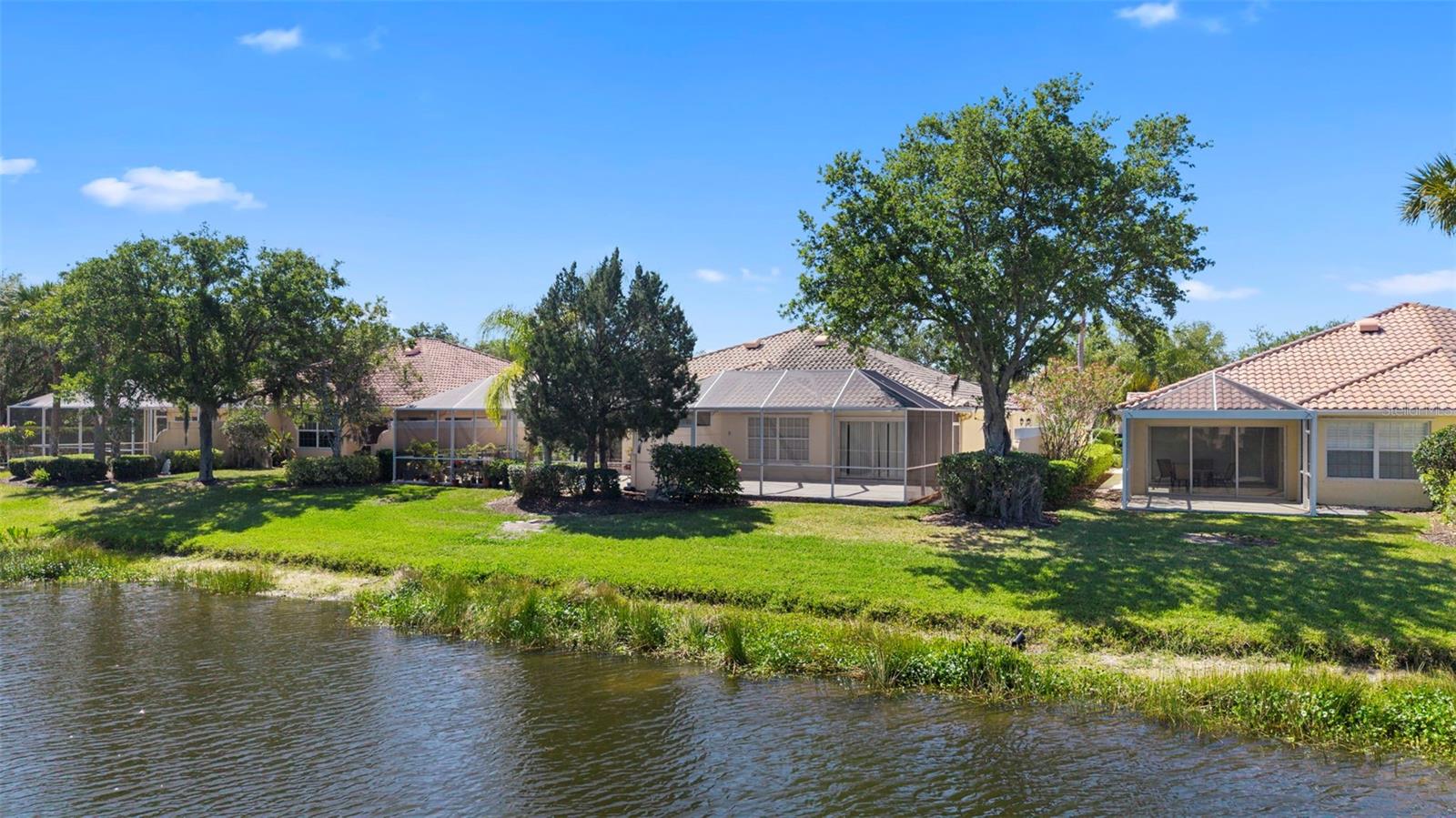 VILLAGEWALK - Residential