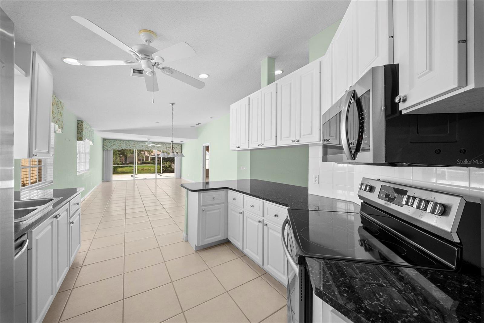VILLAGEWALK - Residential
