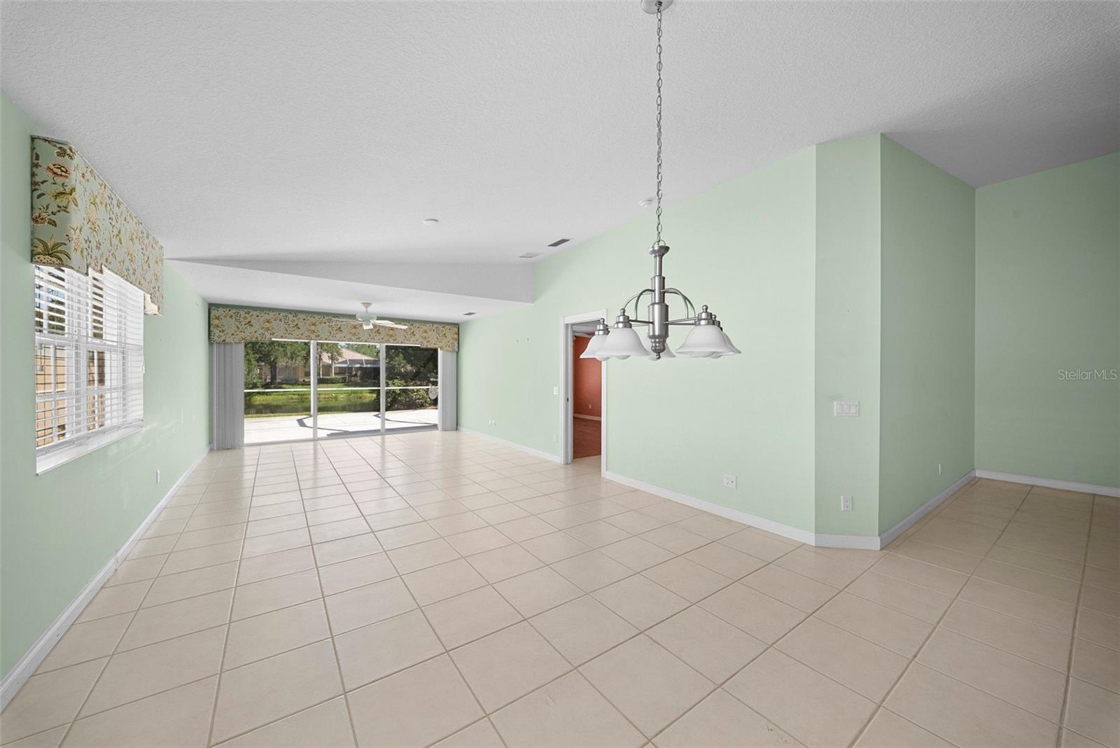 VILLAGEWALK - Residential