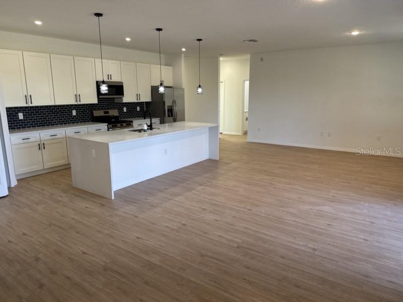 PORT CHARLOTTE SUB 09 - Residential Lease