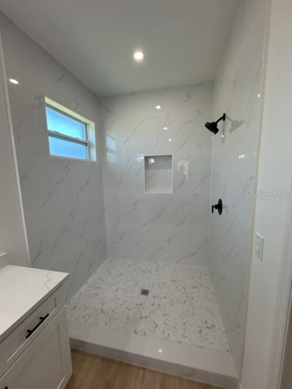 PORT CHARLOTTE SUB 09 - Residential Lease