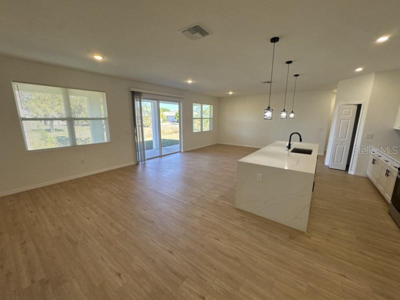 PORT CHARLOTTE SUB 09 - Residential Lease