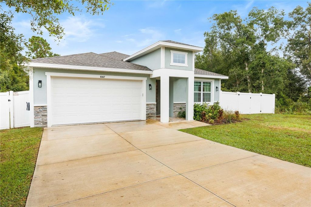 Photo of 9367 SE 163rd Street, Summerfield, FL 34491 (MLS # OM710554)