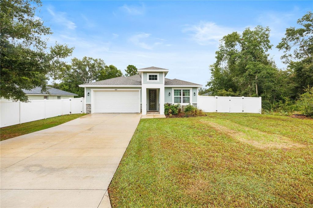 Photo of 9367 SE 163rd Street, Summerfield, FL 34491 (MLS # OM710554)
