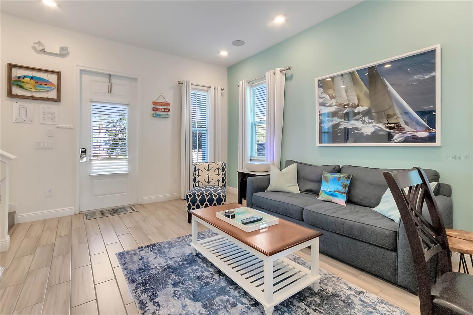 8004 DREAMSICLE DRIVE