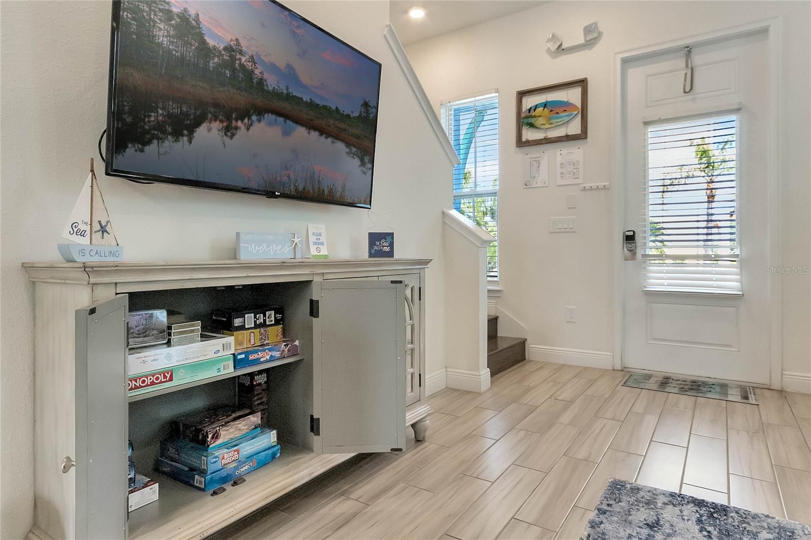 8004 DREAMSICLE DRIVE