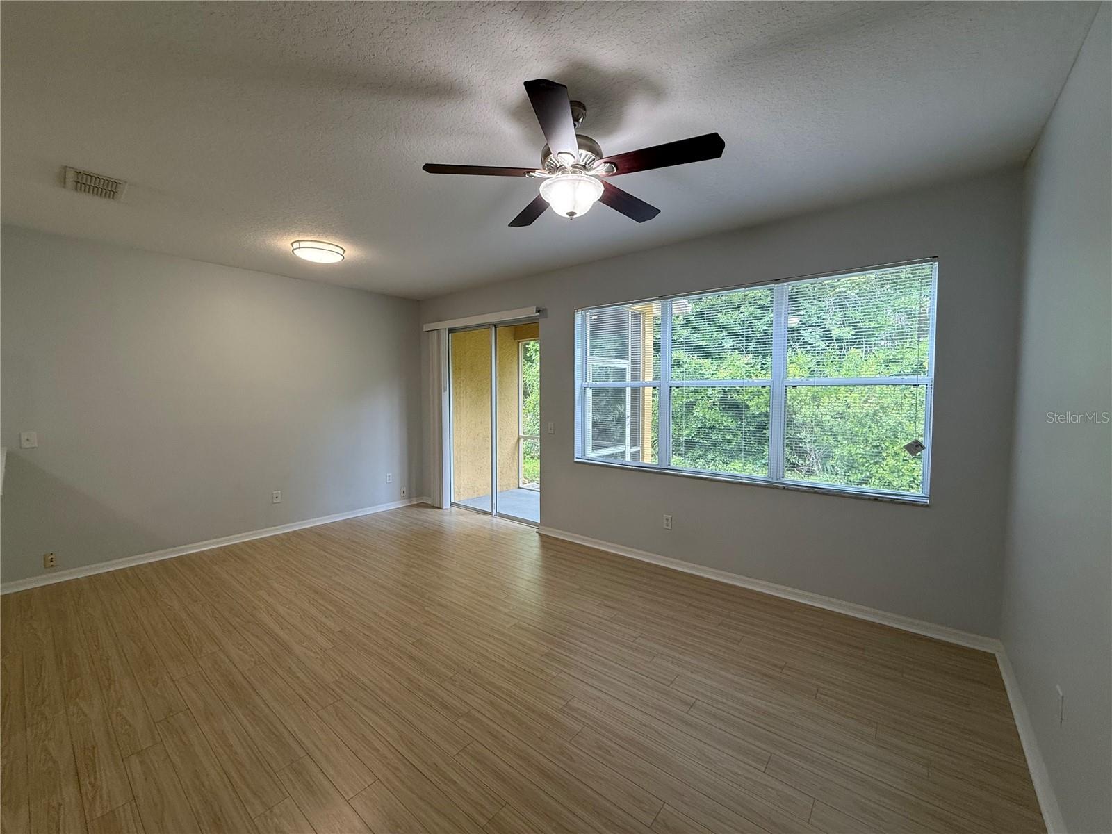 STONE RIDGE AT HIGHWOODS PRESE - Residential