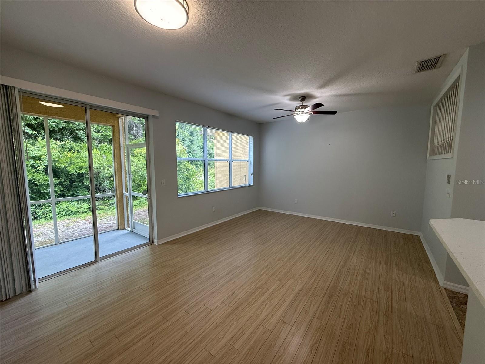 STONE RIDGE AT HIGHWOODS PRESE - Residential