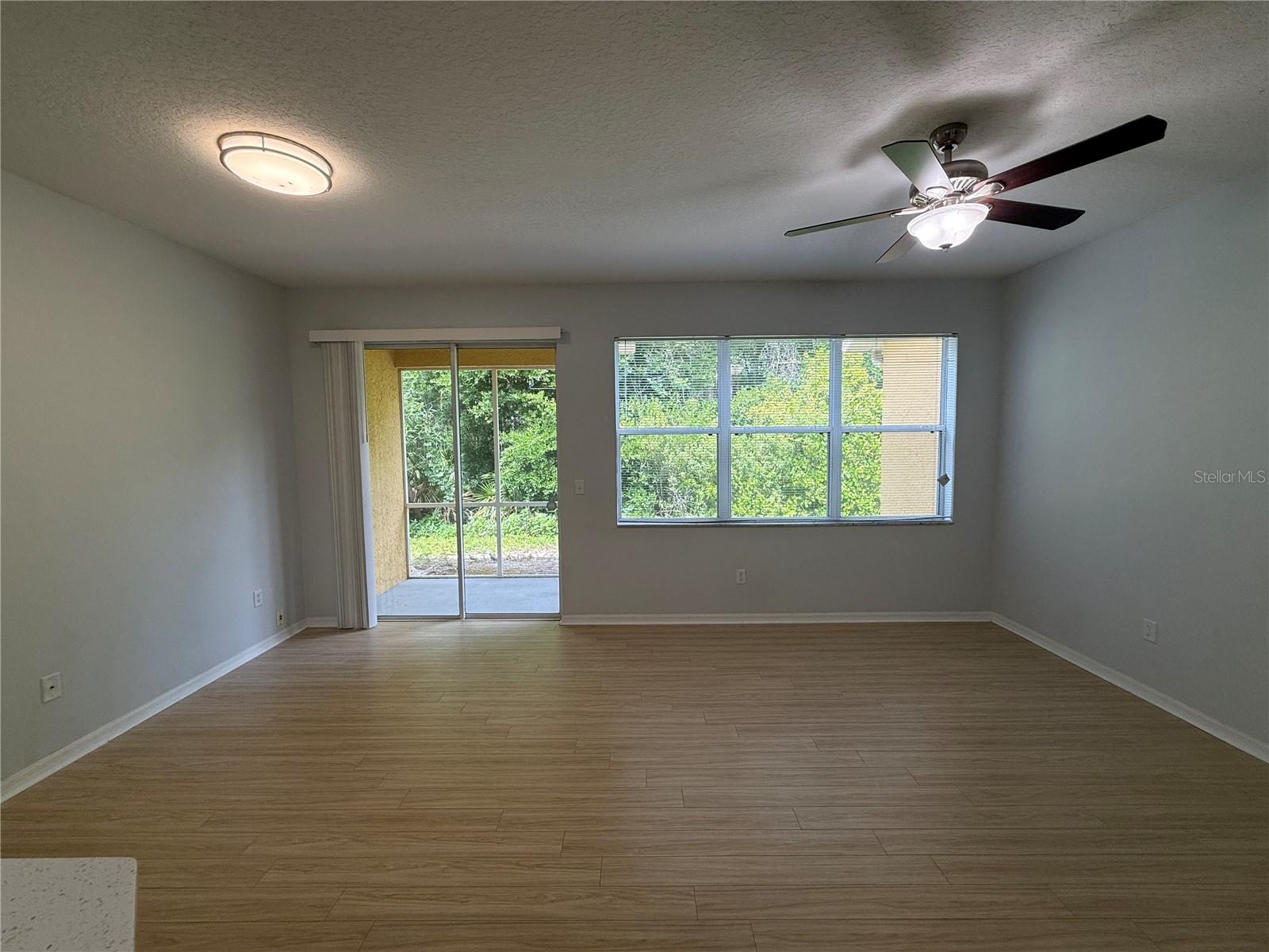 STONE RIDGE AT HIGHWOODS PRESE - Residential