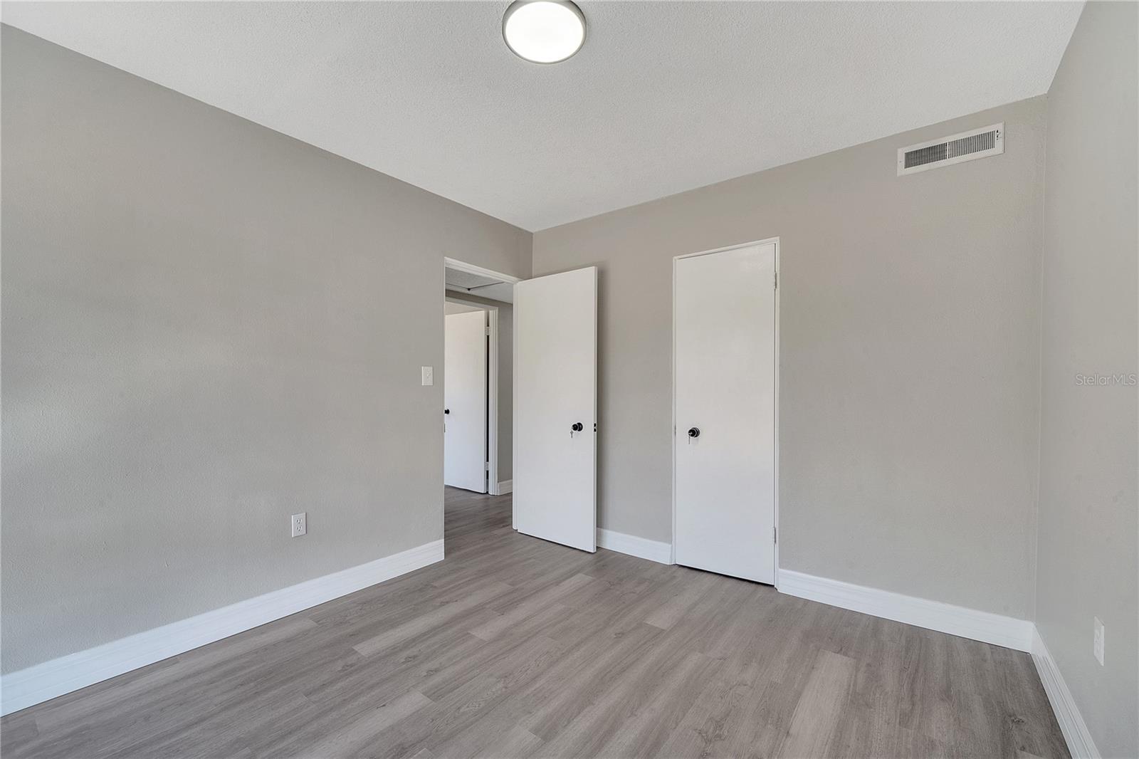 SILVER STAR MANOR - Residential