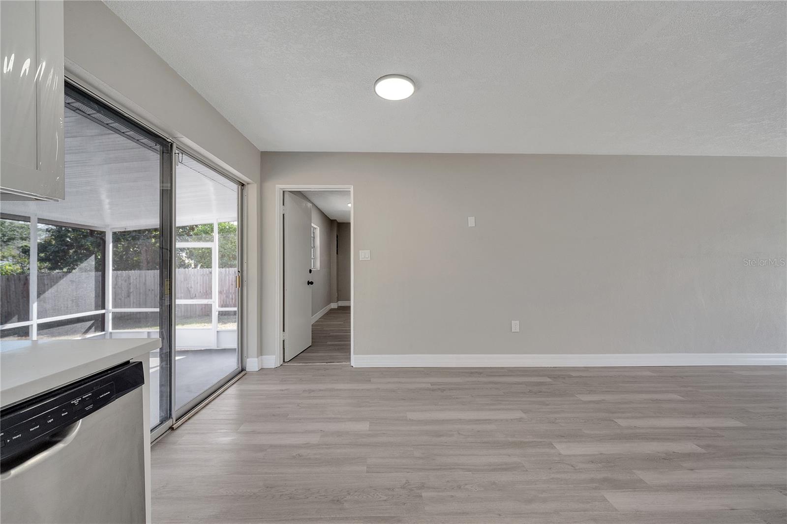 SILVER STAR MANOR - Residential