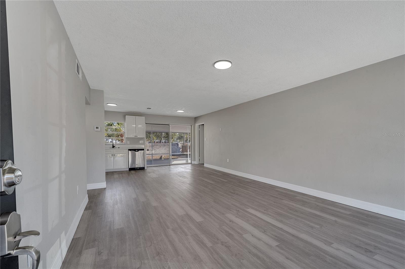 SILVER STAR MANOR - Residential