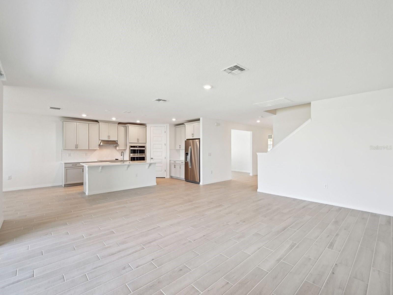 3815 ORANGE FOREST LANE