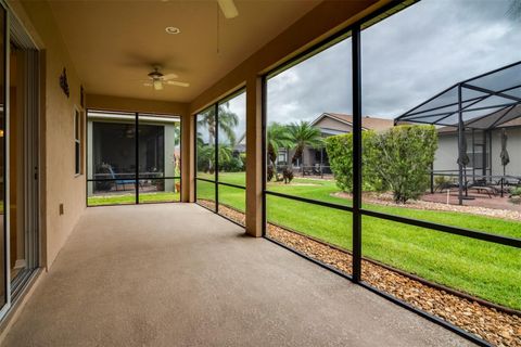 A home in WINTER HAVEN