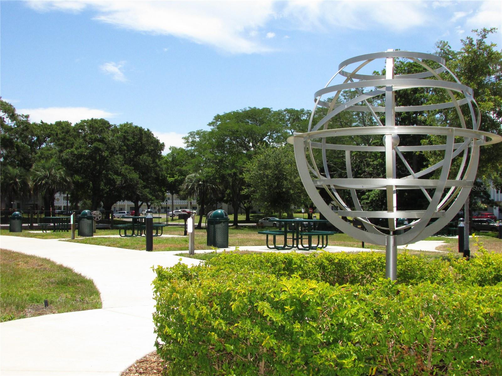 ON TOP OF THE WORLD - Residential Lease