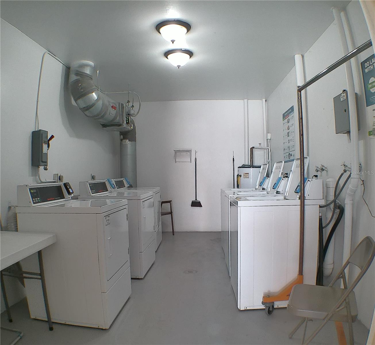 ON TOP OF THE WORLD - Residential Lease