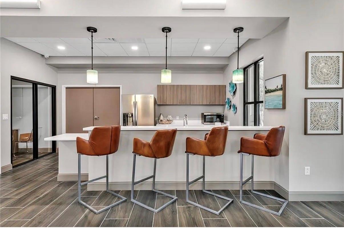 TOHOQUA 50S - Residential Lease