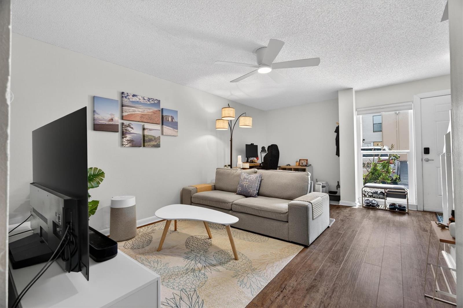KINGSTON SHORES PH 01 - Residential