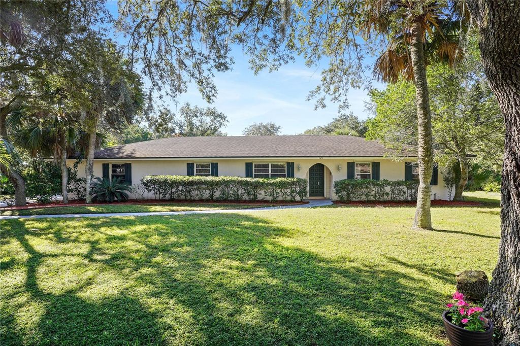 Photo of 121 Harrogate Court, Longwood, FL 32779 (MLS # O6354644)