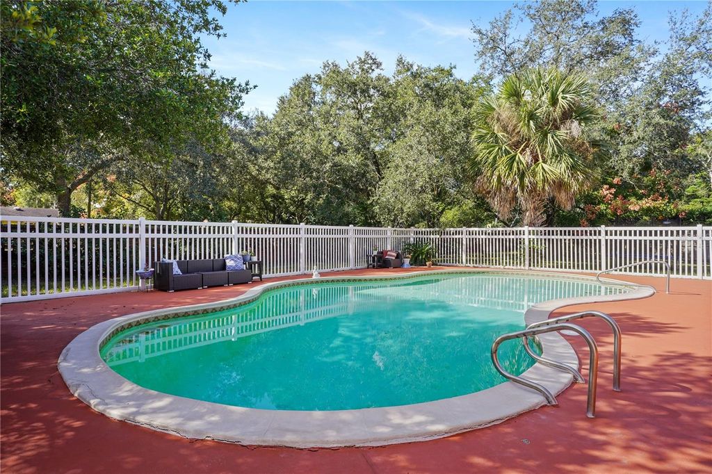 Photo of 121 Harrogate Court, Longwood, FL 32779 (MLS # O6354644)