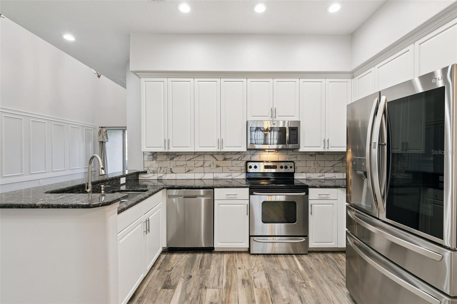 VIZCAYA HEIGHTS CONDO 5 - Residential