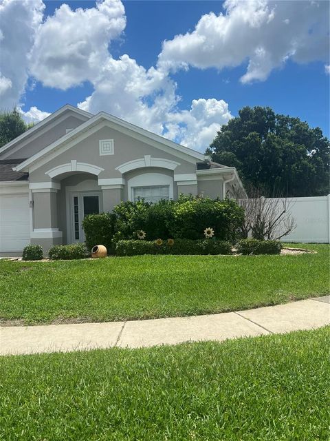 Photo of 3244 Herons Point Circle, Kissimmee, FL 34741 (MLS # S5150936)