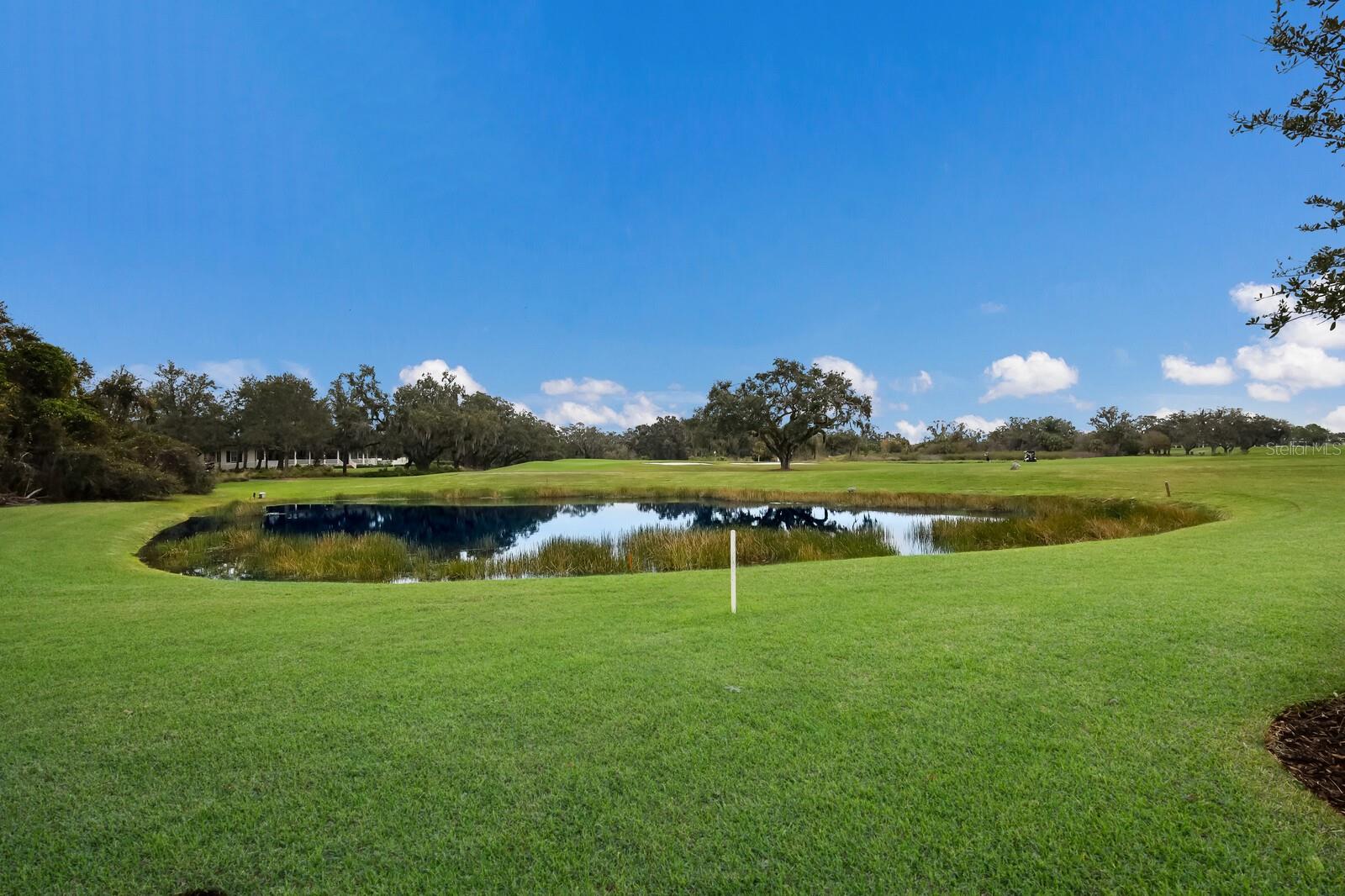 FOUNDERS CLUB - Residential