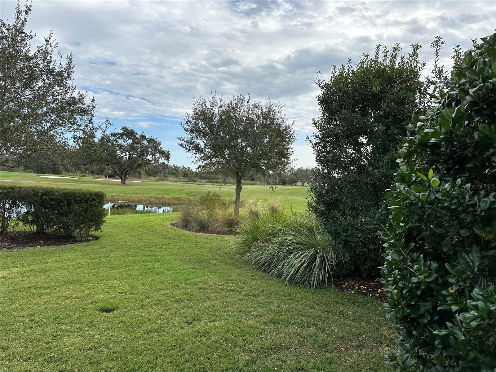 FOUNDERS CLUB - Residential