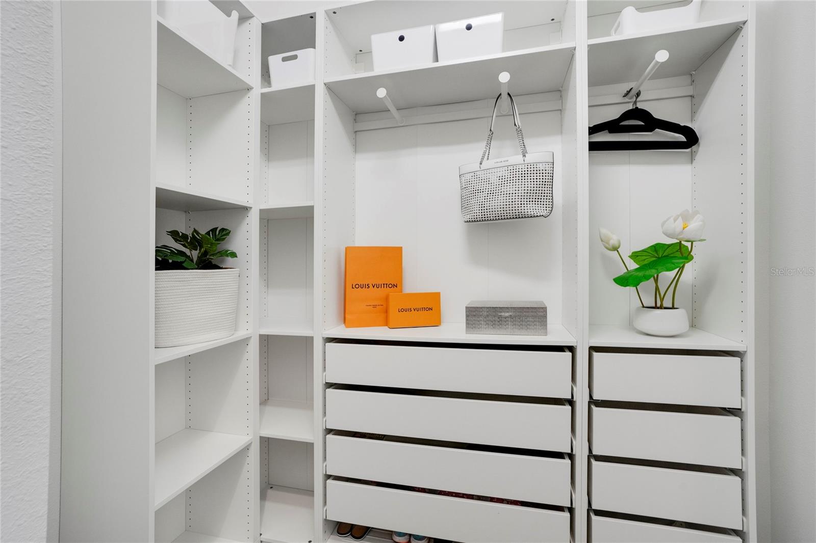 INDIGO PH IV & V - Residential