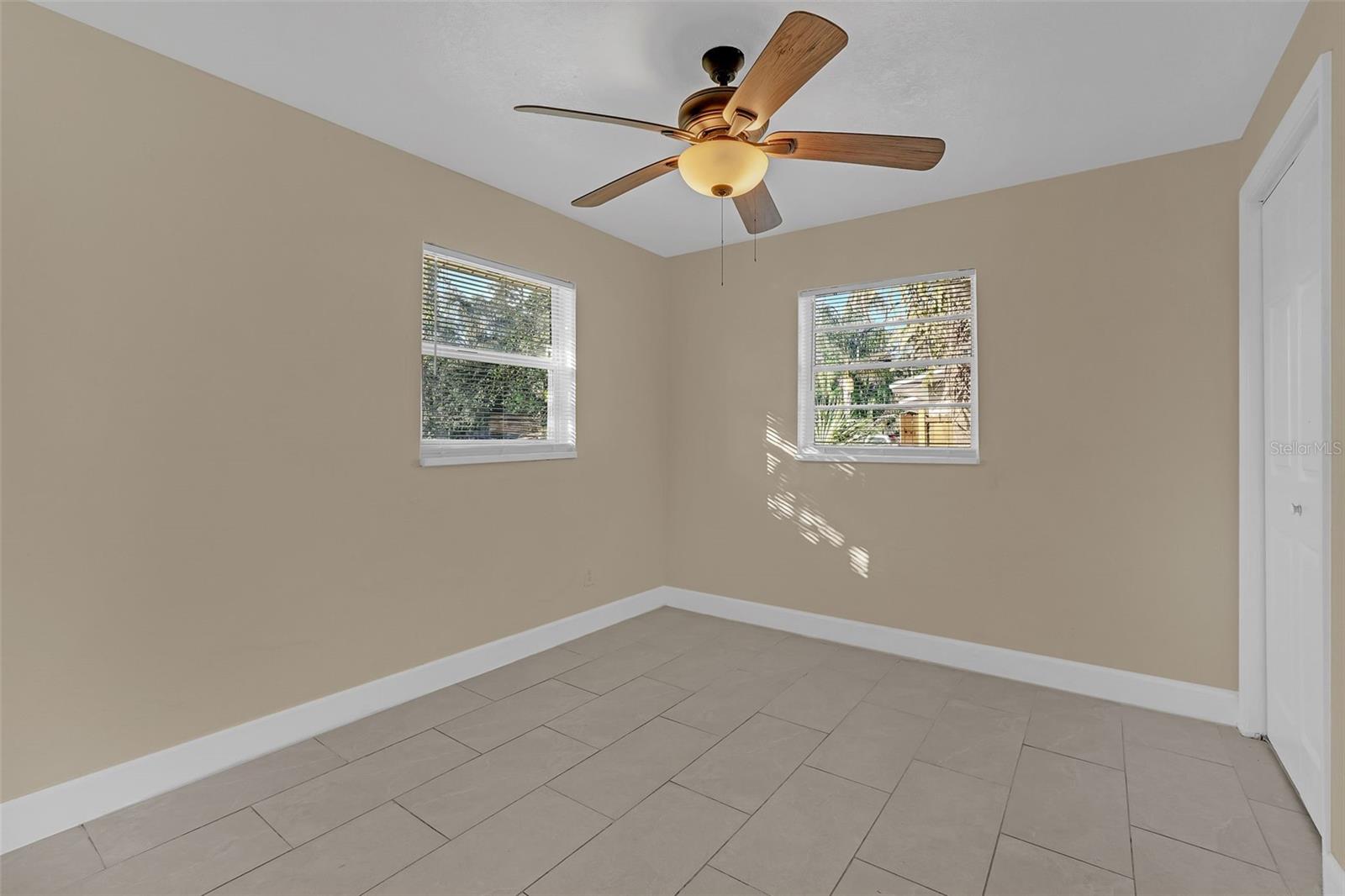 LONGWOOD PARK - Residential