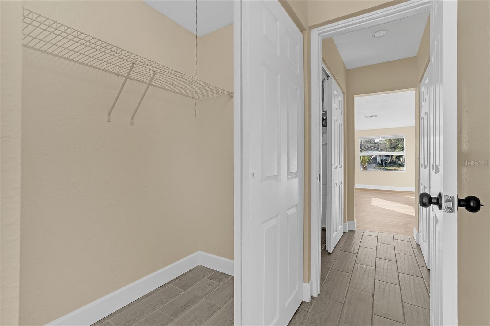 LONGWOOD PARK - Residential