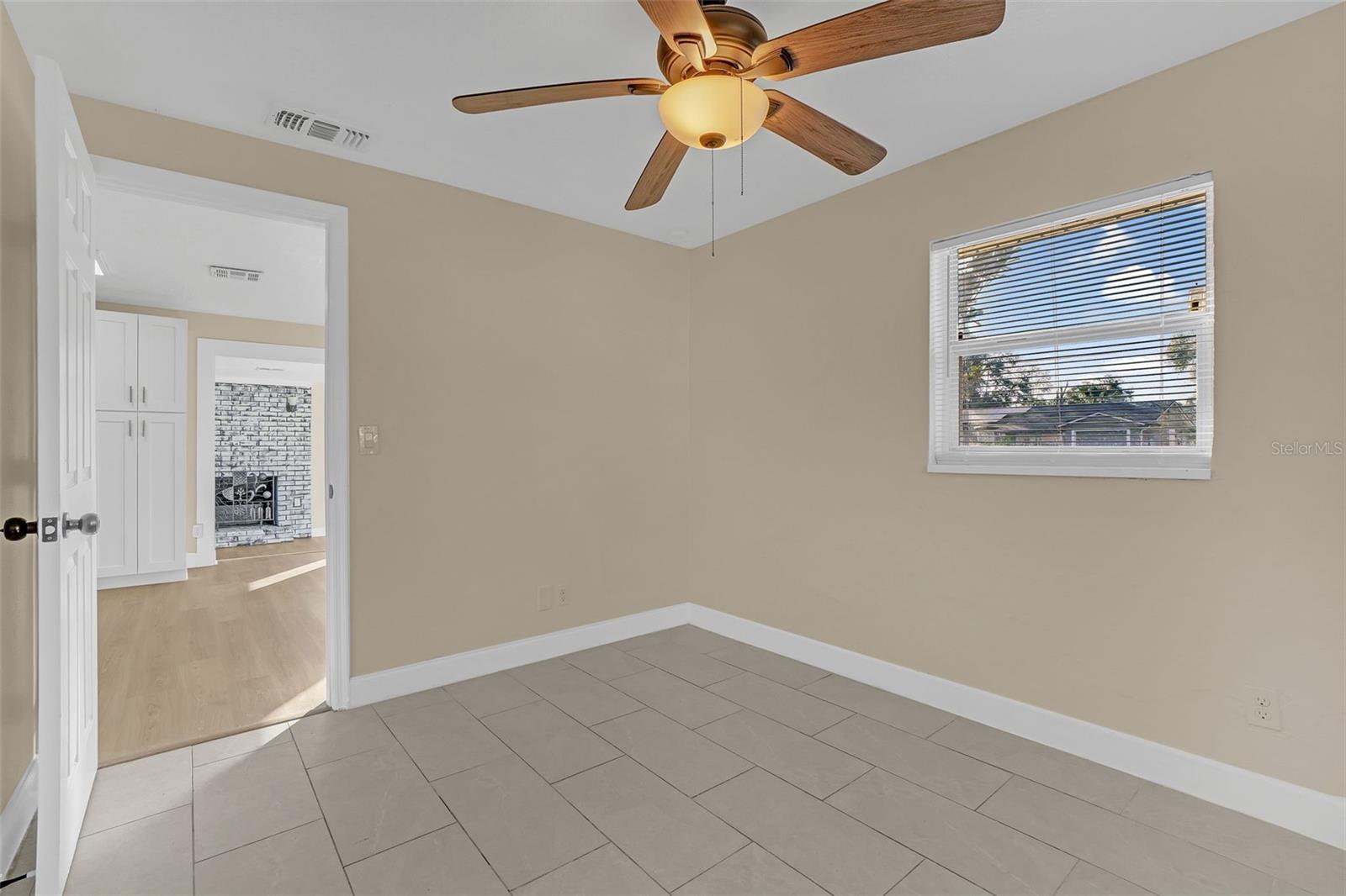 LONGWOOD PARK - Residential