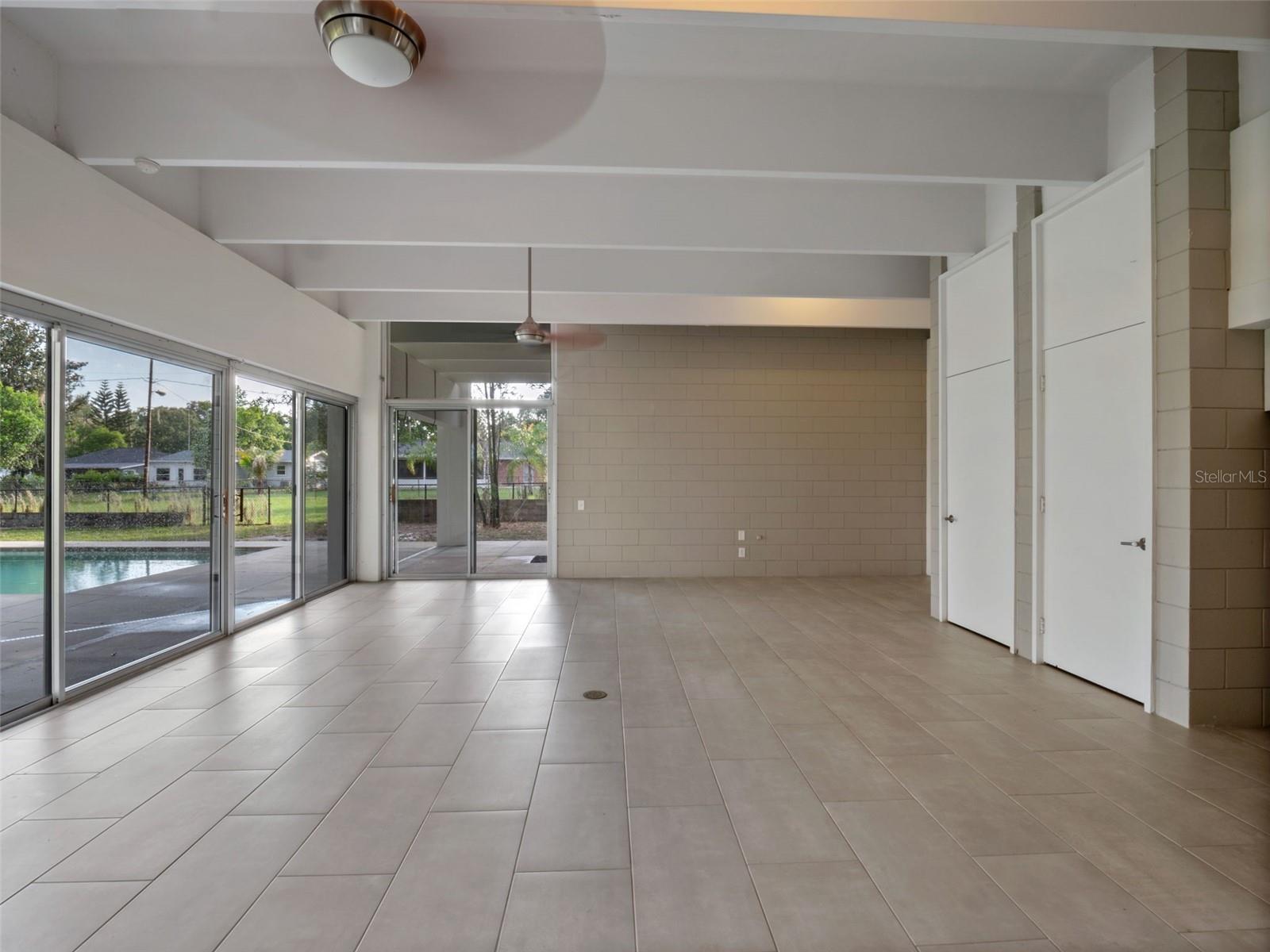 MIRRO MAC - Residential