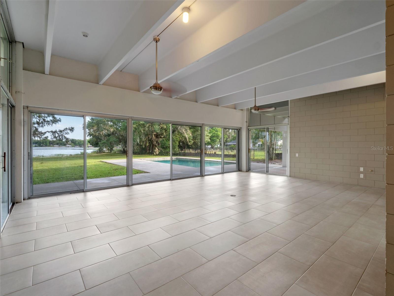 MIRRO MAC - Residential