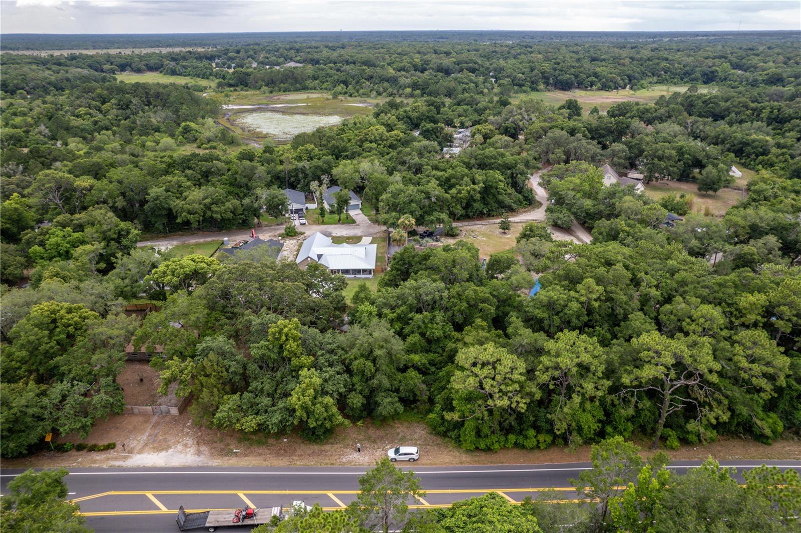 MOUNT PLYMOUTH - Land